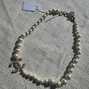 Elegant Pearl Necklace with Crystal Accents
